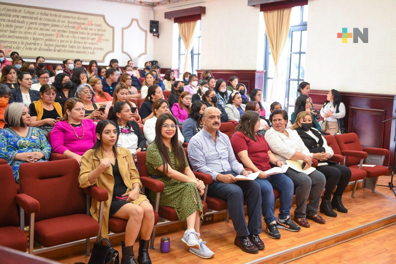 Refrenda Ayuntamiento de Xalapa respeto a los derechos de las mujeres