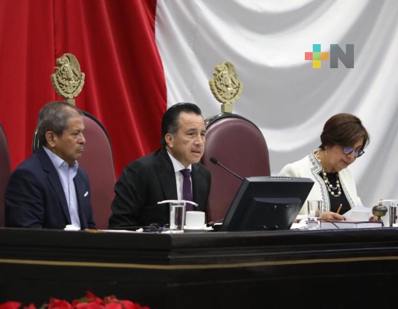 Deuda de Veracruz, producto de pésima administración de sus gobiernos, revira Cuitláhuac García a diputado panista