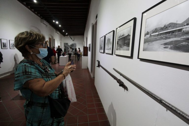 Disfruta de exposiciones Transfiguración y De México a Veracruz, una cierta mirada, en Fototeca de Veracruz