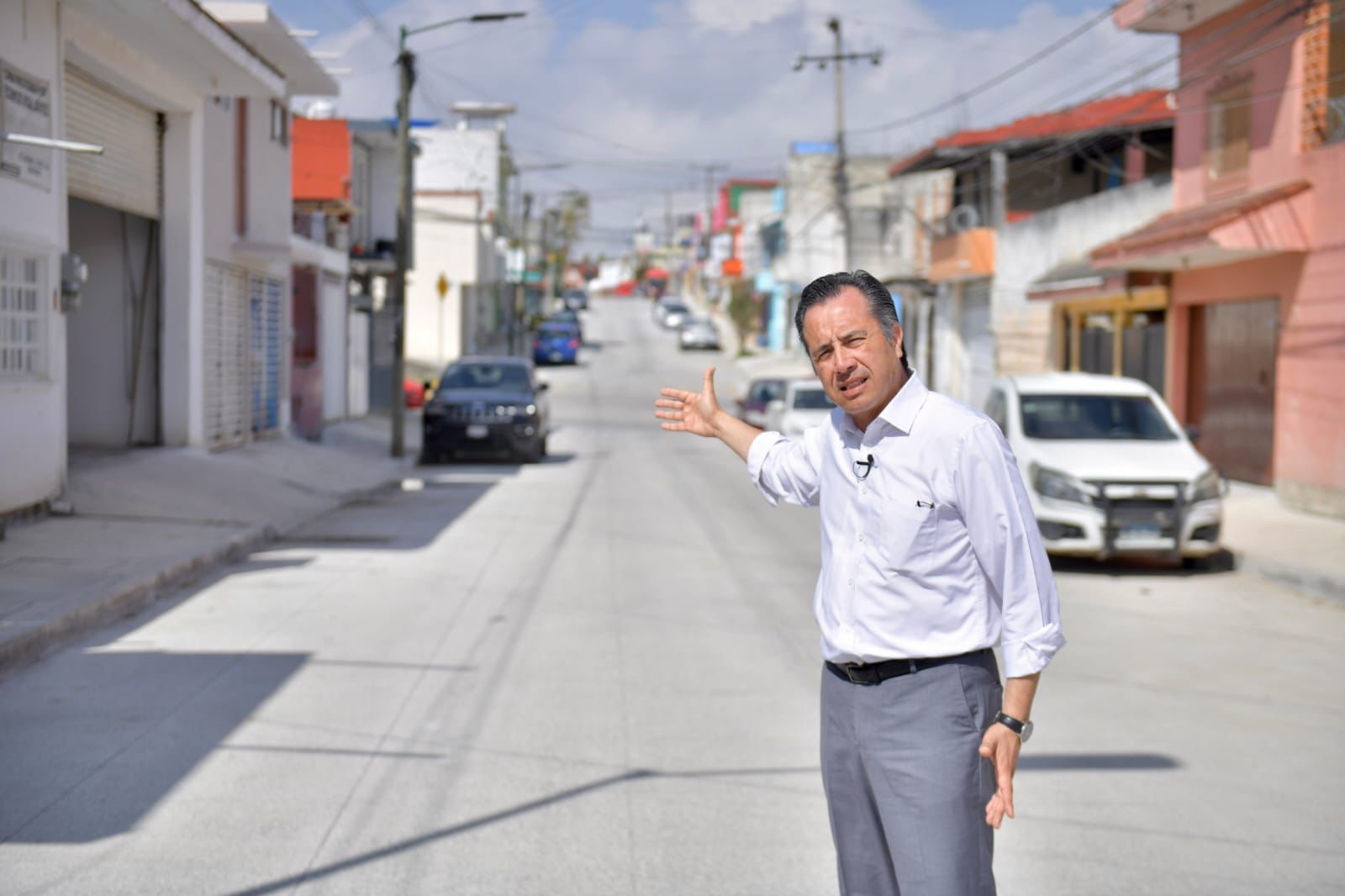Modernización de calles en colonia Ferrocarrilera de Xalapa desahogará tráfico en Lázaro Cárdenas
