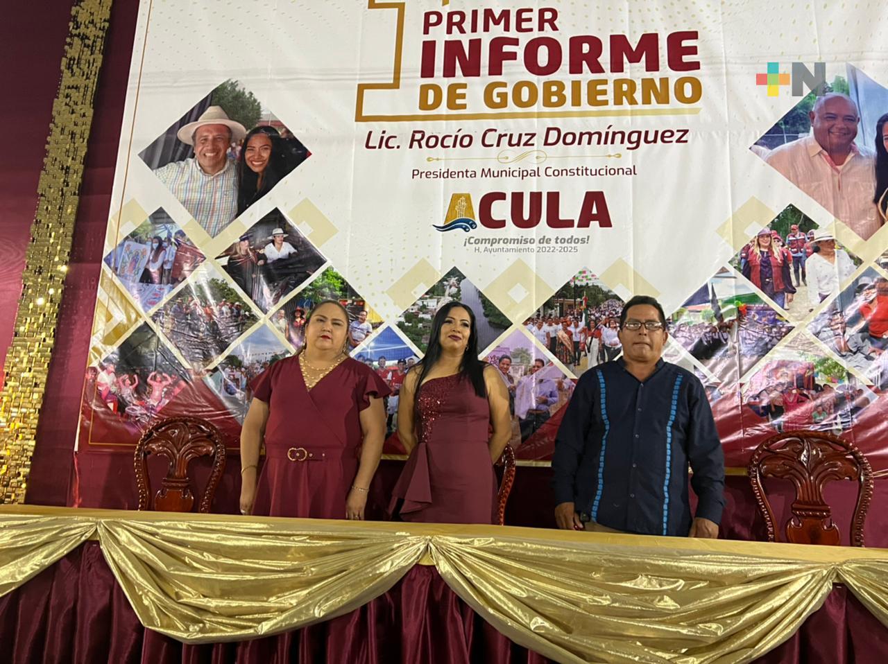 Destaca alcaldesa de Acula en primer informe de labores construcción de carreteras