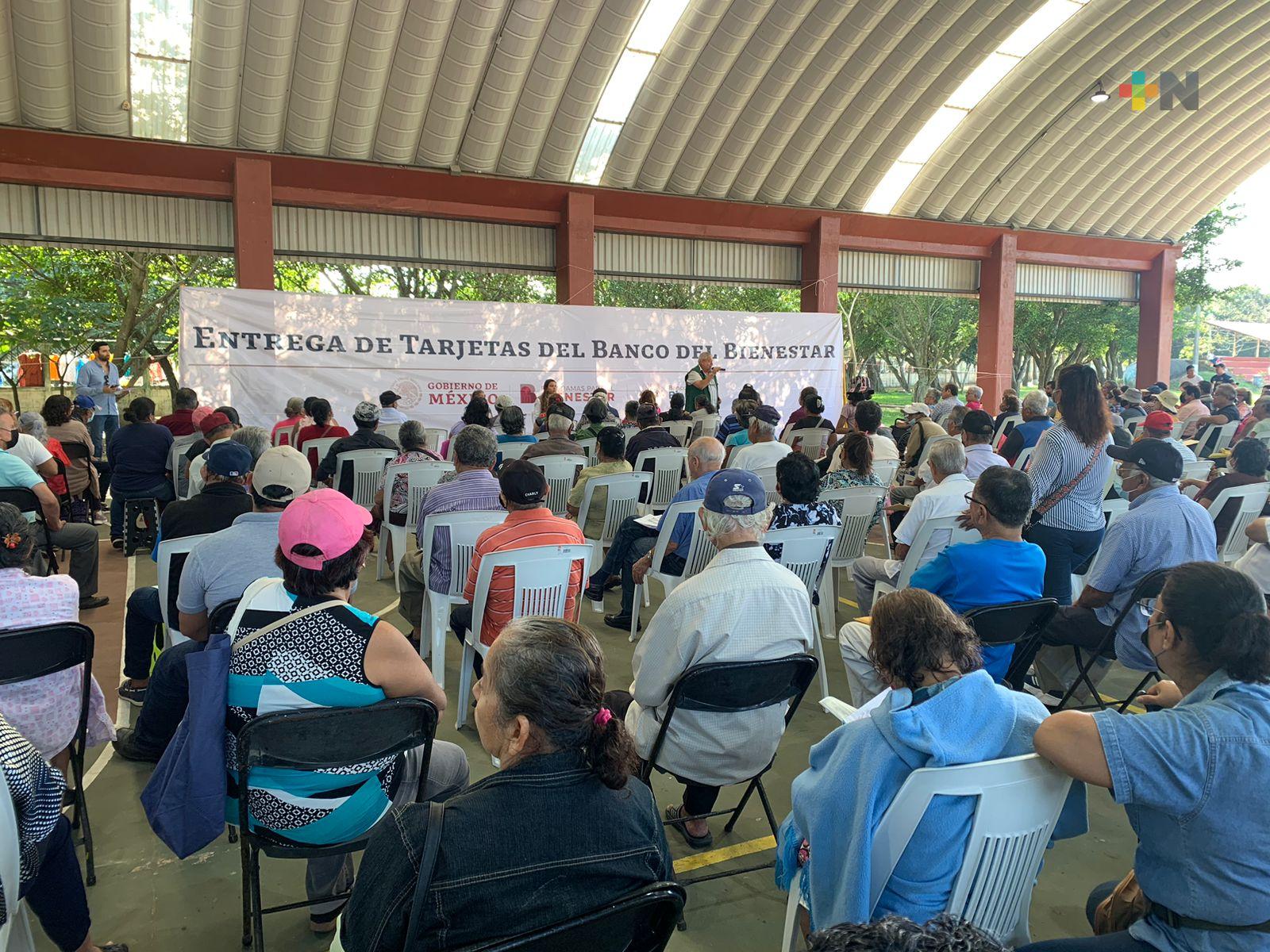 Continúa entrega de tarjetas del Banco del Bienestar a beneficiarios del sur de Veracruz