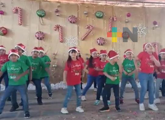 Inician festivales navideños en escuelas de Martínez de la Torre