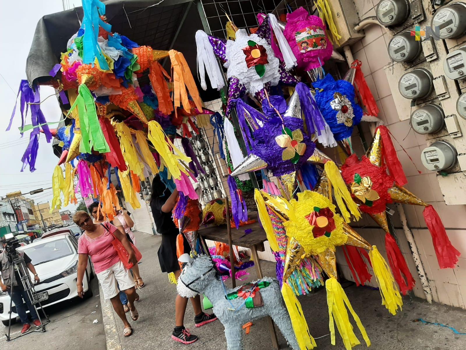 Piñatas, aunque se usan todo el año, siguen siendo símbolo de fiestas decembrinas