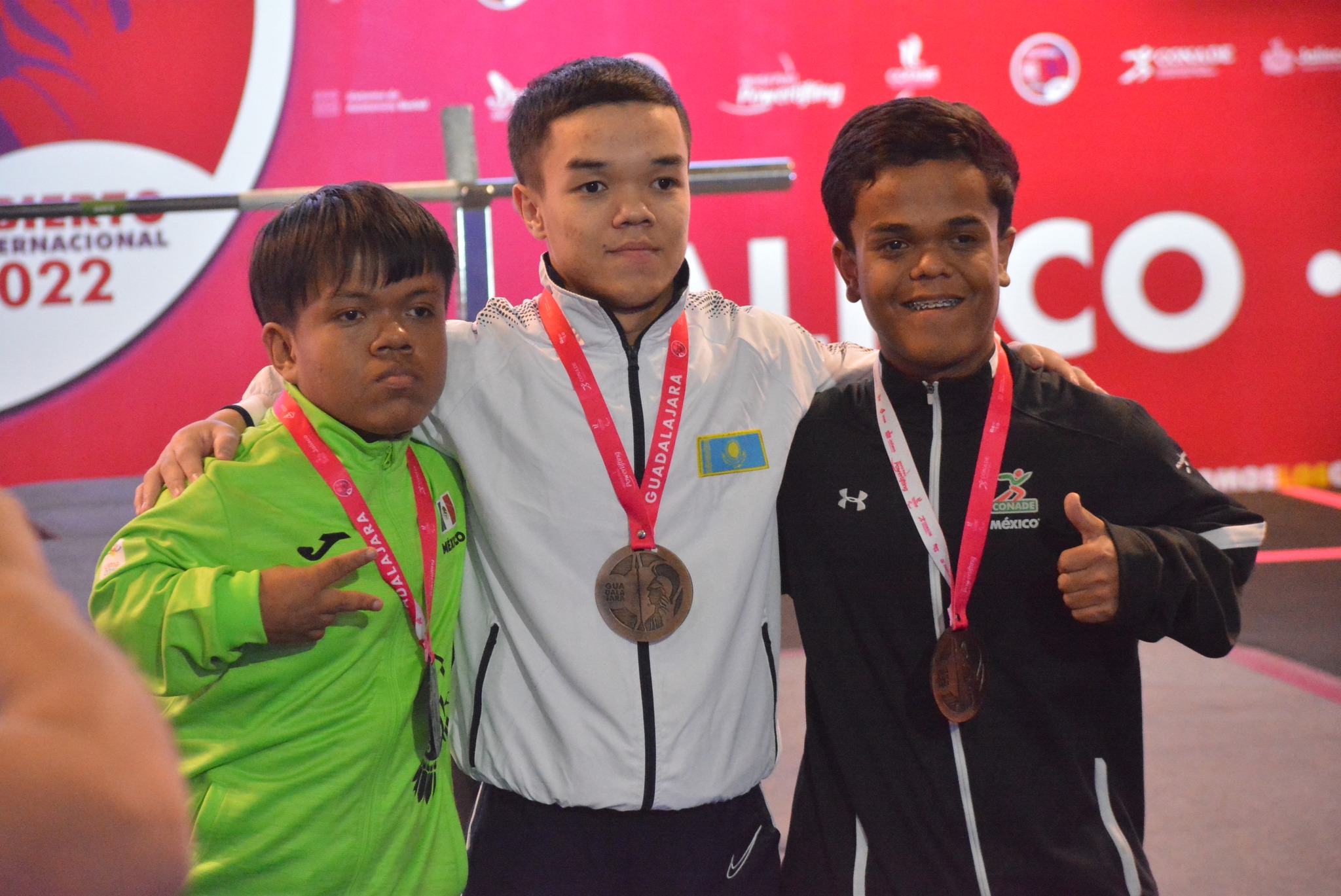 Ganan veracruzanos oro y plata en Abierto Internacional de Parapowerlifting 2022