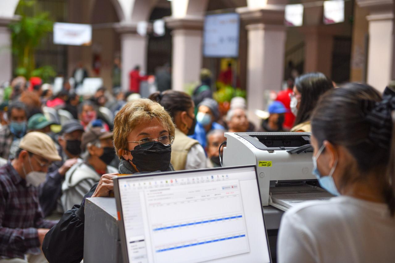 Amplia participación en cobro masivo del predial en Xalapa