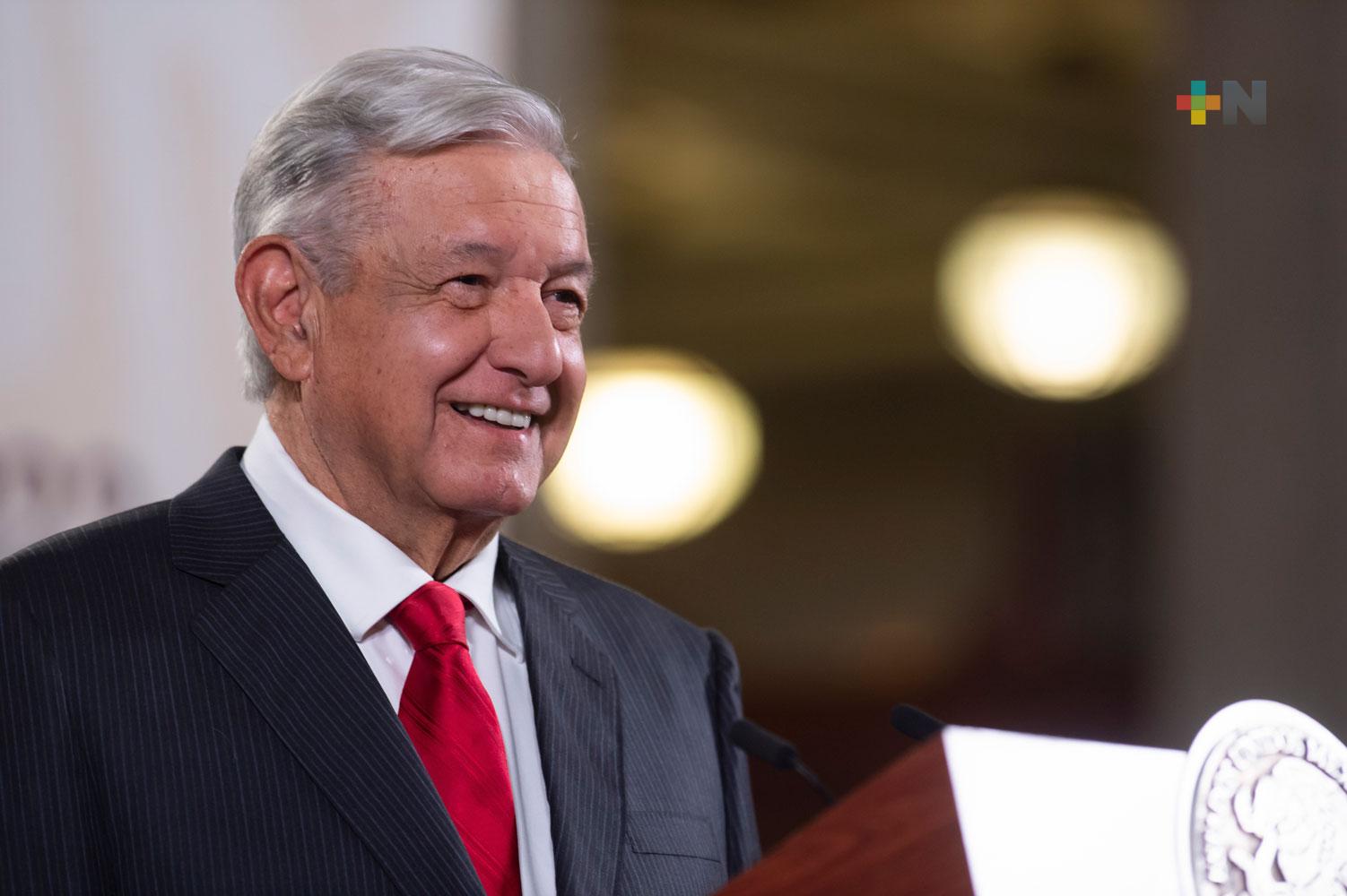 Presidente celebra 80 años del Instituto Mexicano del Seguro Social