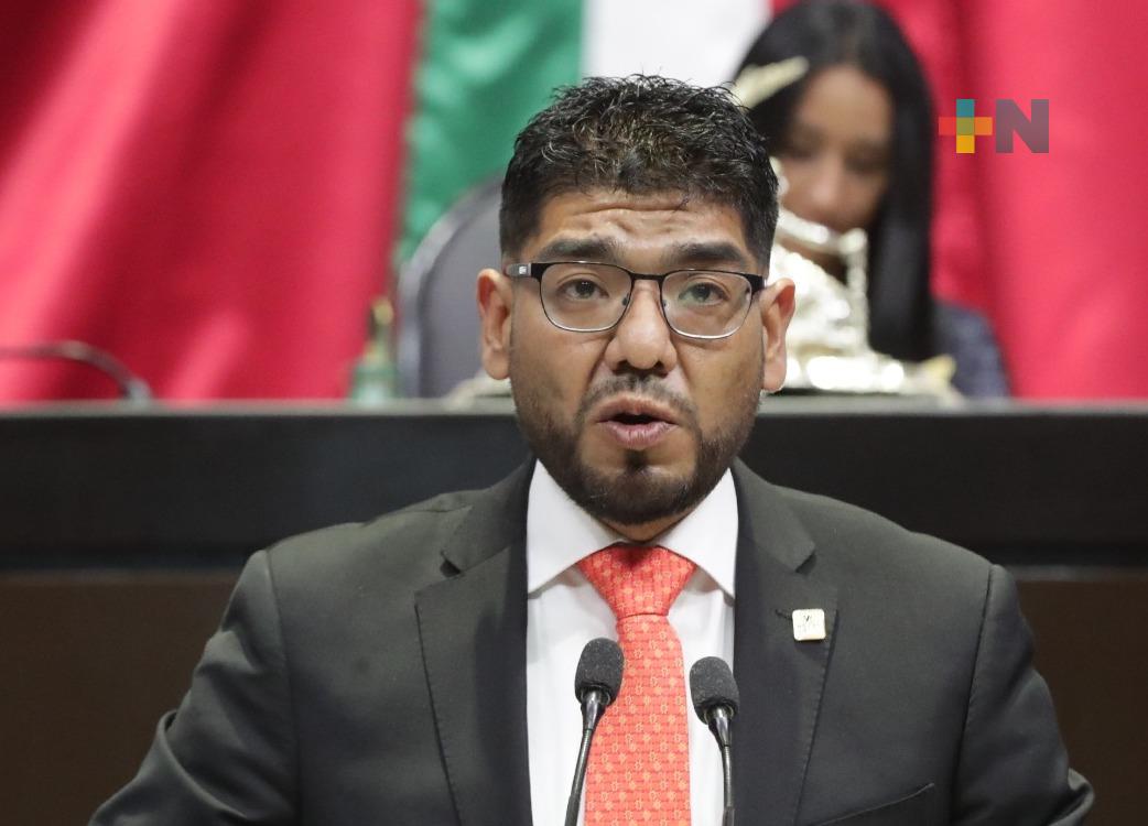 Promueve diputado reformas para fomentar participación política de jóvenes