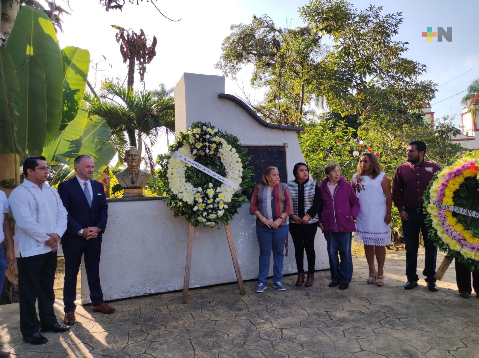 Realizan guardia de honor por aniversario luctuoso de Antonio Ruiz Galindo