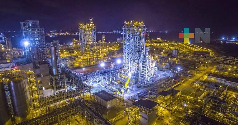 Prevén contratar trabajadores temporales para construcción de Terminal Química Puerto México