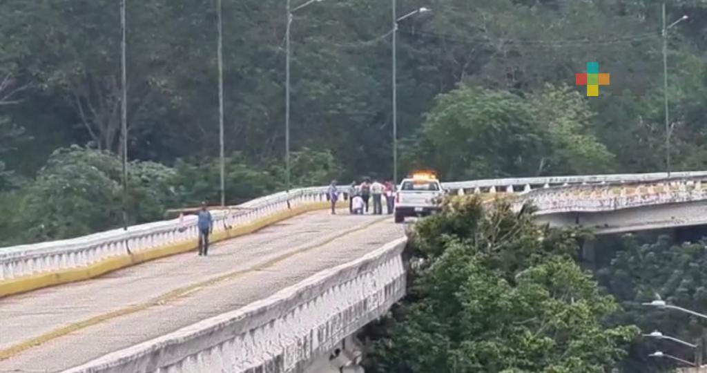 Puente Avenida I de Coatzacoalcos sin riesgo de colapso; requiere mantenimiento