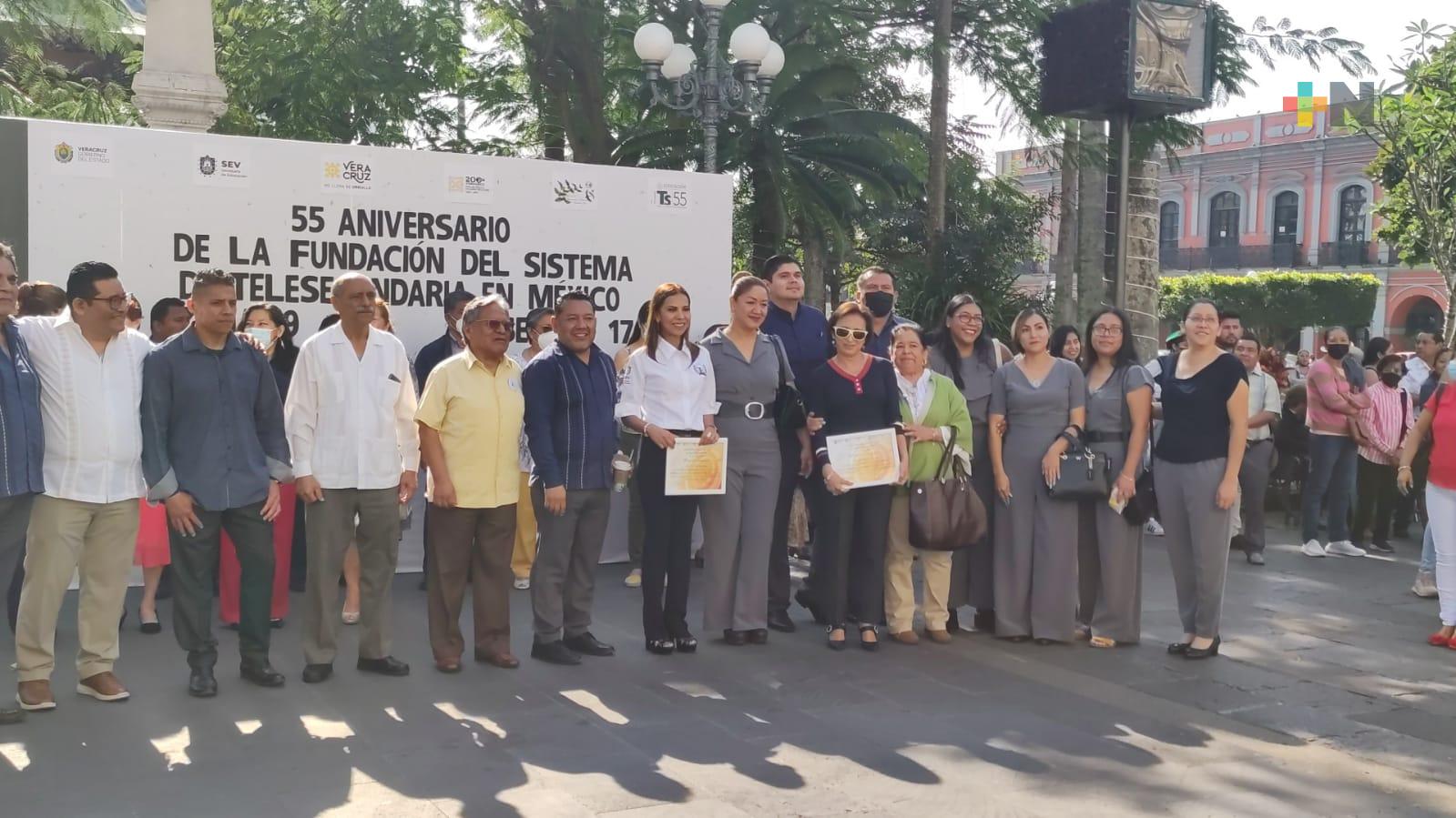En Córdoba festejan 55 aniversario del Sistema Telesecundaria en México
