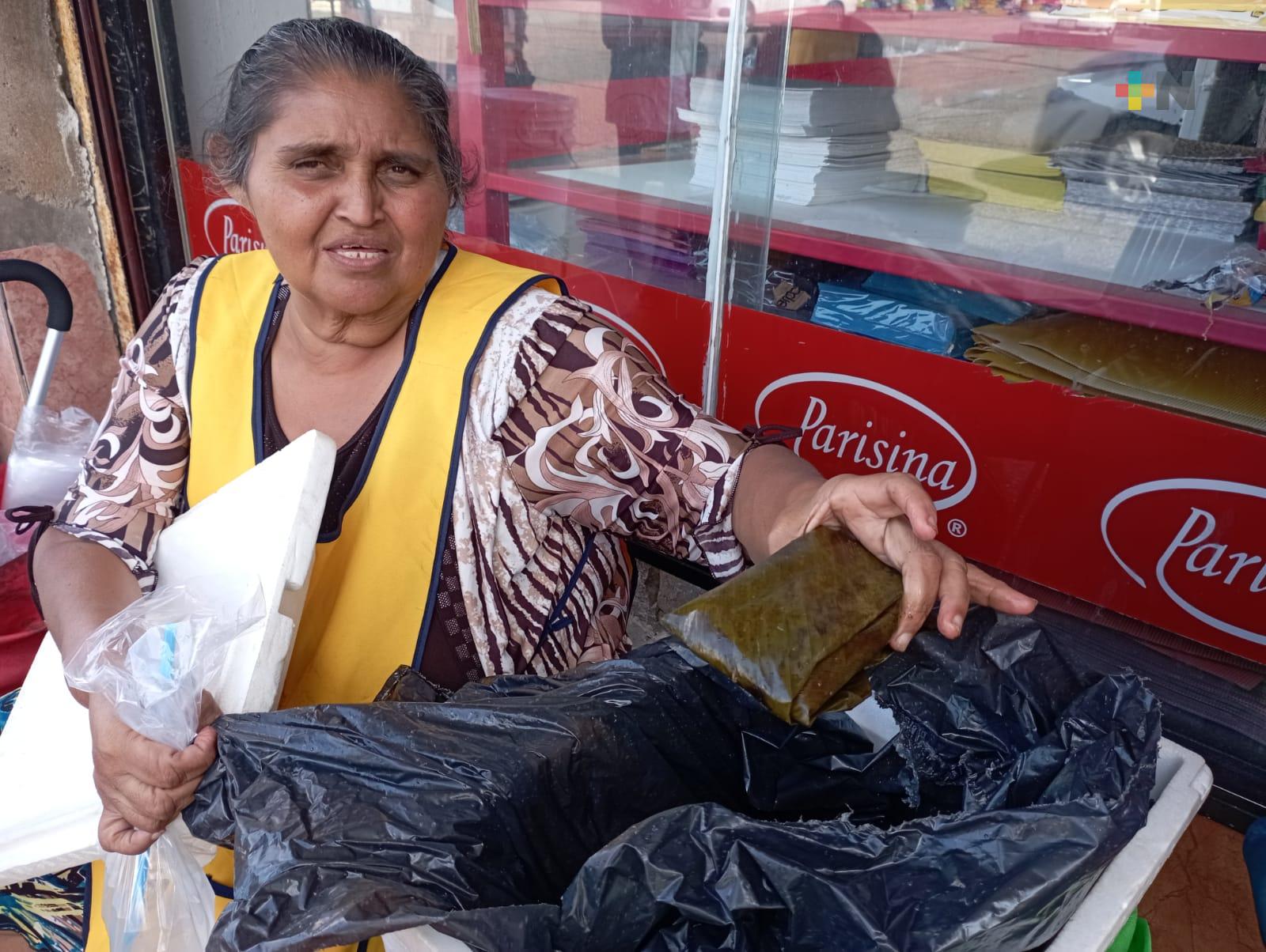 Cuatro décadas vendiendo tamales en Coatzacoalcos