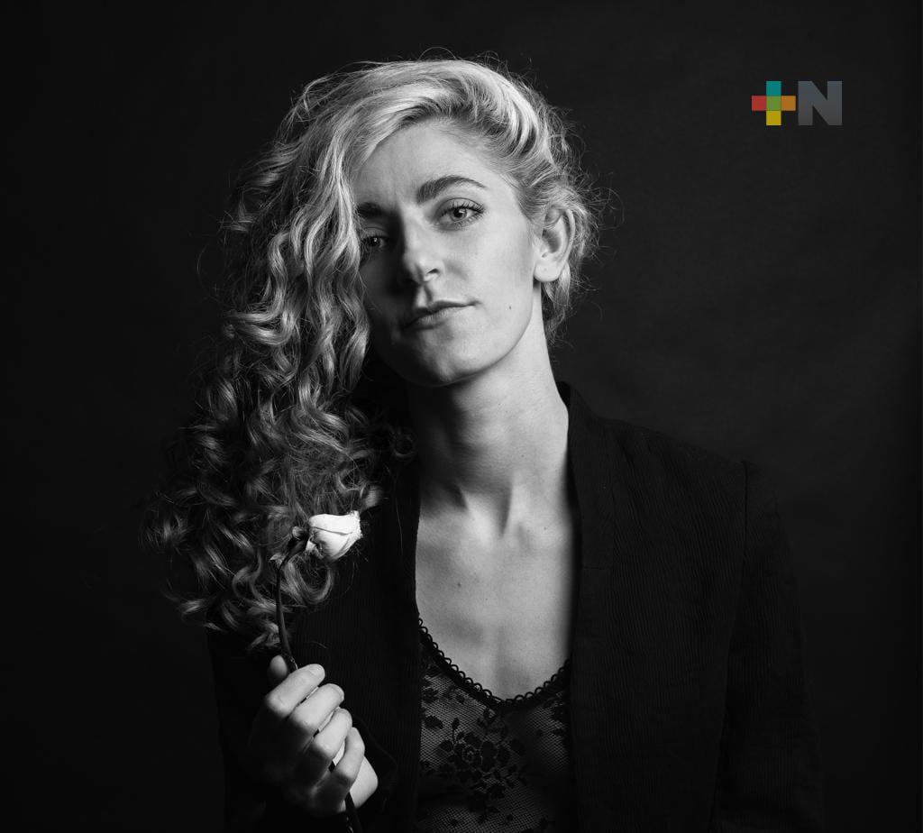 “Allá en Veracruz”, sencillo que promociona la cantante y compositora Begoña Ibarreche