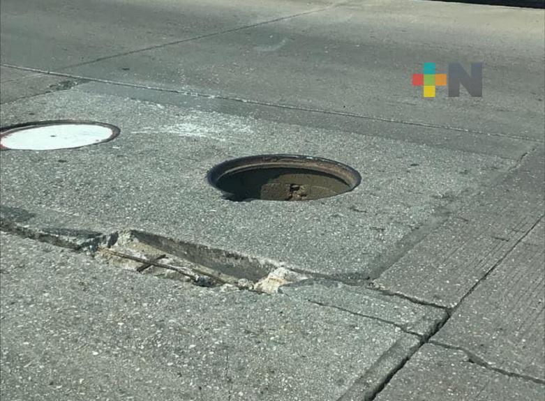 Cabildo de Coatza analiza sancionar a chatarreras que compren tapas metálicas