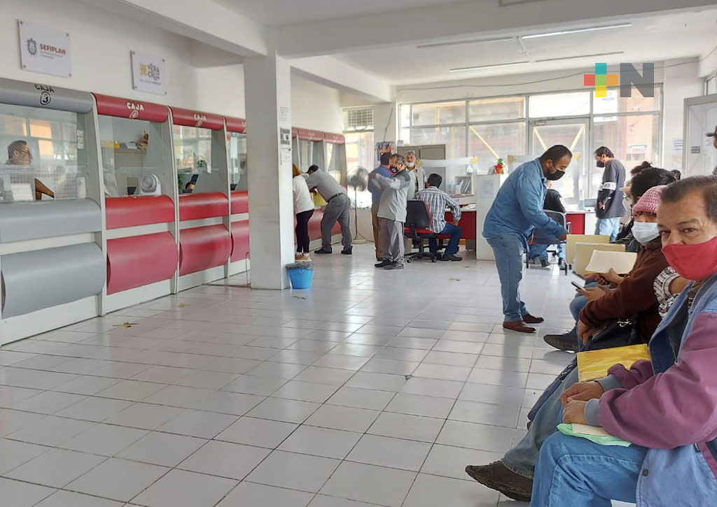 Periodo de gracia a quienes no actualizaron sus placas, “tendrán que pagar todo”