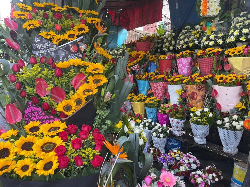 Hasta un 35% aumentará precio de flores en Martínez de la Torre