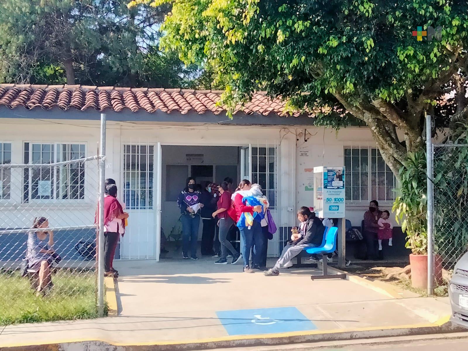 Aplican vacuna Abdala anticovid en Coatepec