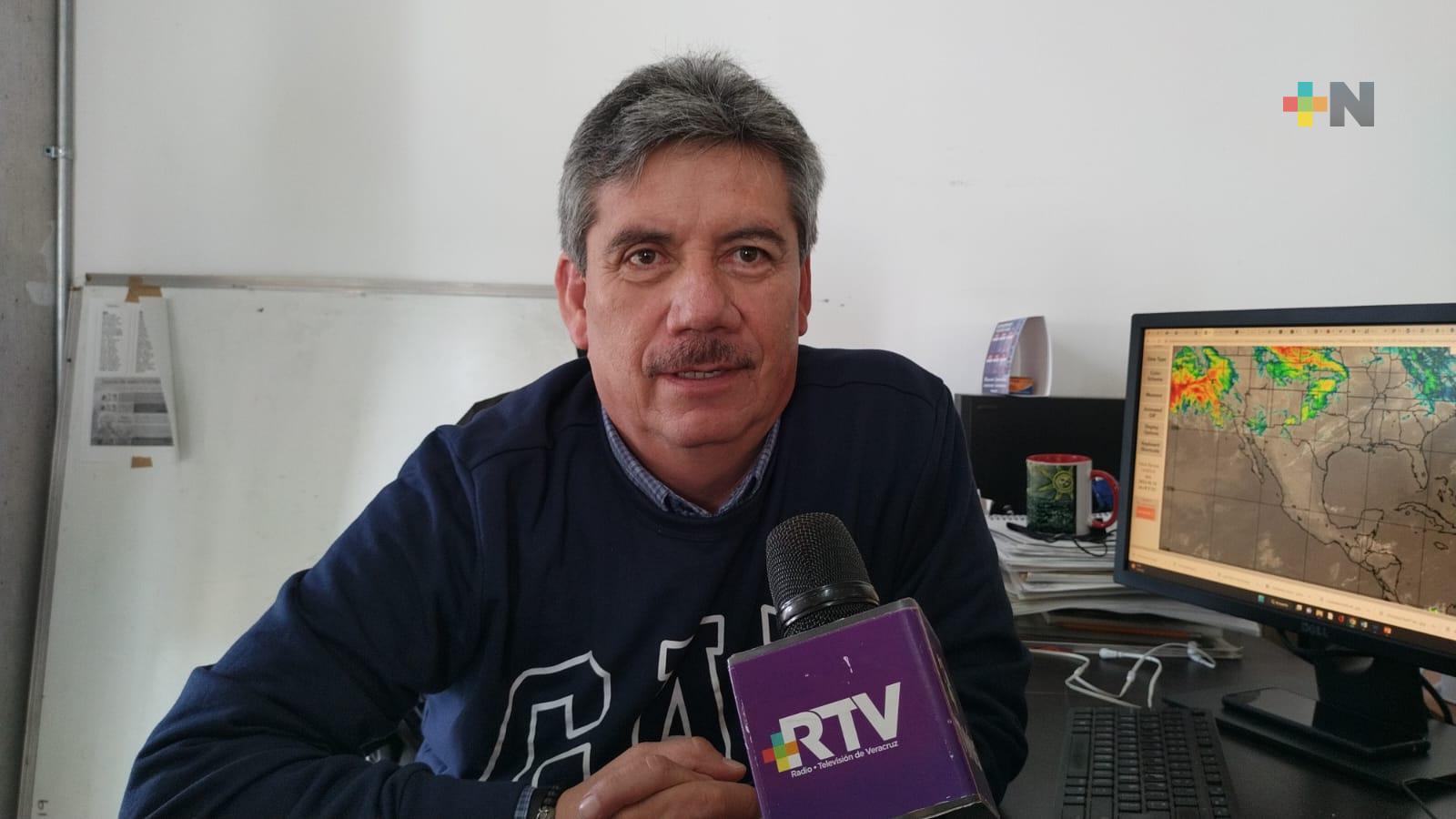 Frente frío alcanzaría vientos de hasta 100 km/h; traería aire polar