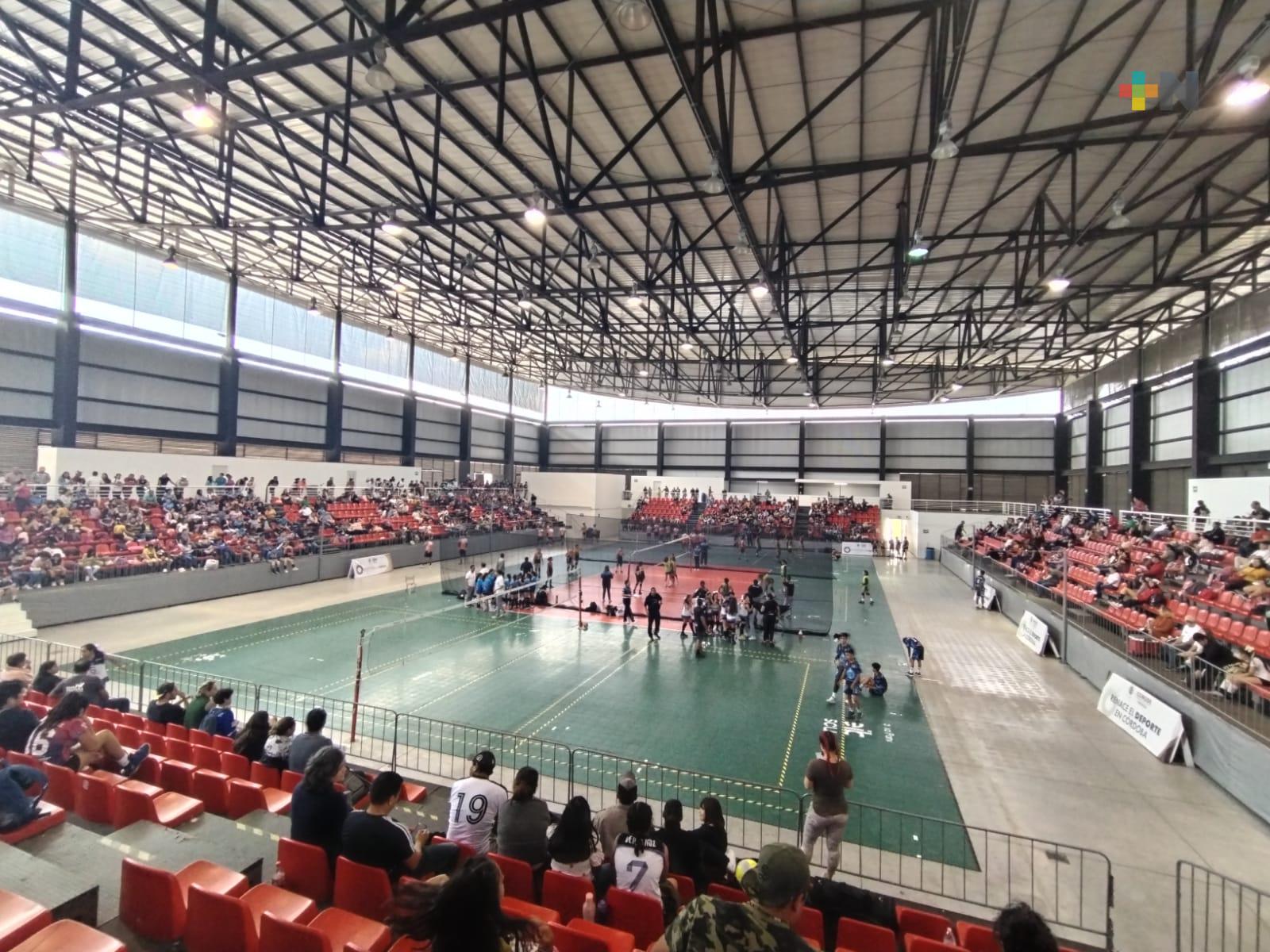 Premian a los ganadores de la Copa voleibol «Córdoba Renace 2023»