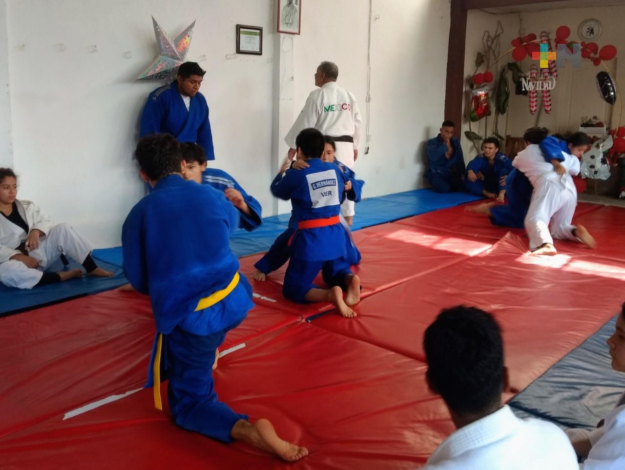 Continúa la promoción del judo con cursos, seminarios y campamentos