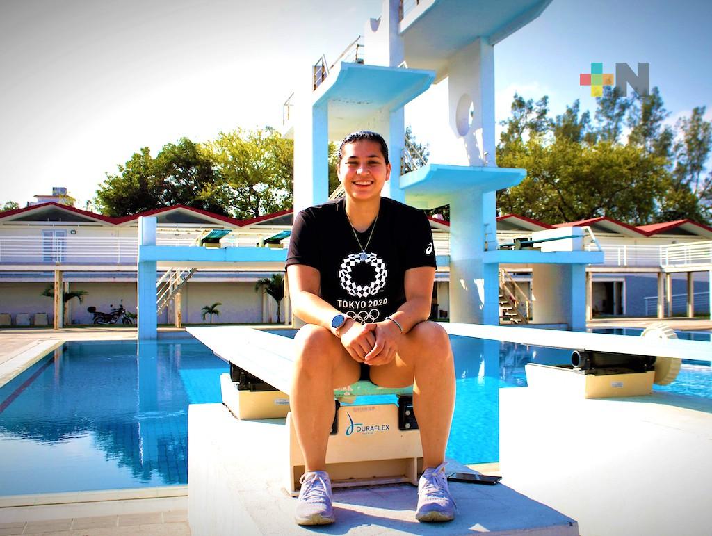 Desea clavadista Dolores Hernández un exitoso año 2023