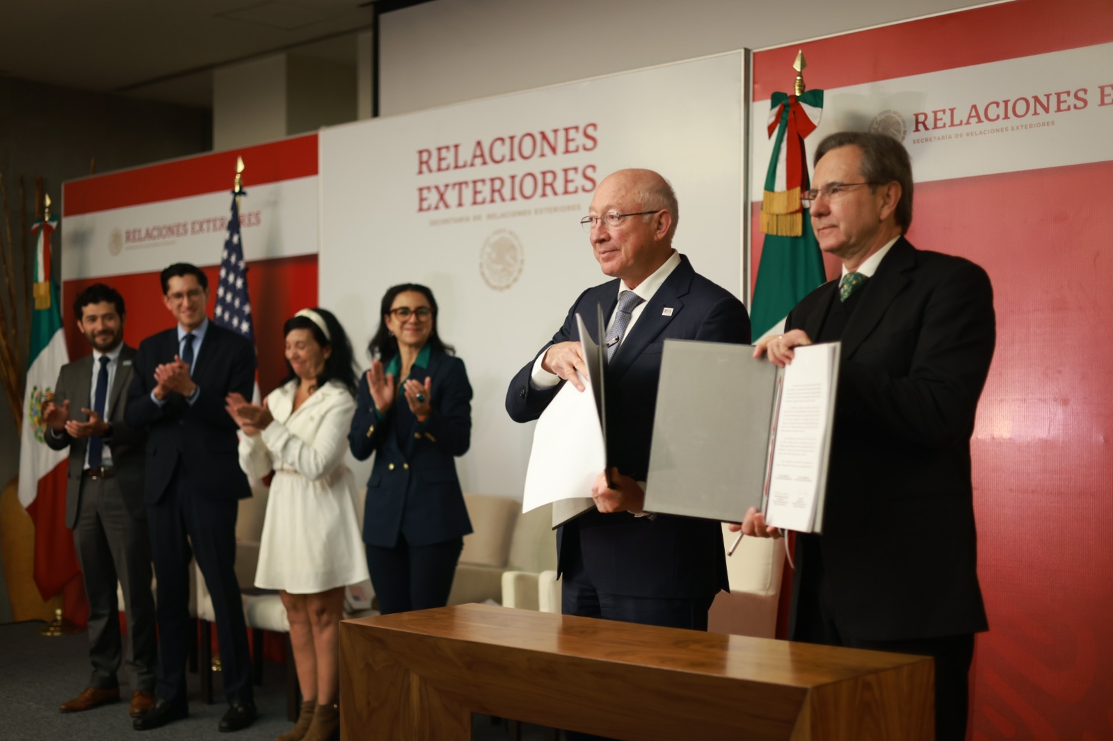 México y EUA firmaron memorandos de entendimiento sobre movilidad laboral y protección a infantes en situación de movilidad