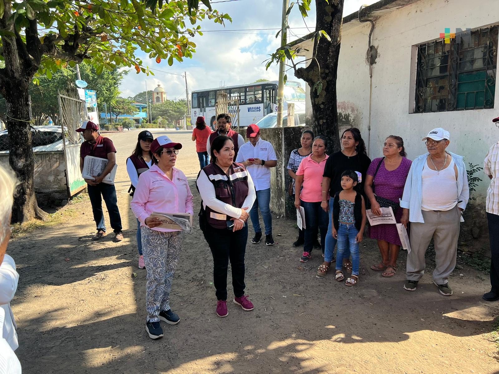 Militantes de Morena recorrieron la congregación de Vargas, municipio de Veracruz