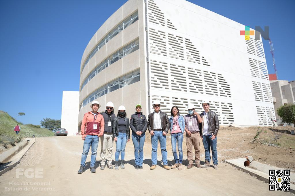 Fiscal general supervisa obra de edificios anexos a oficinas centrales