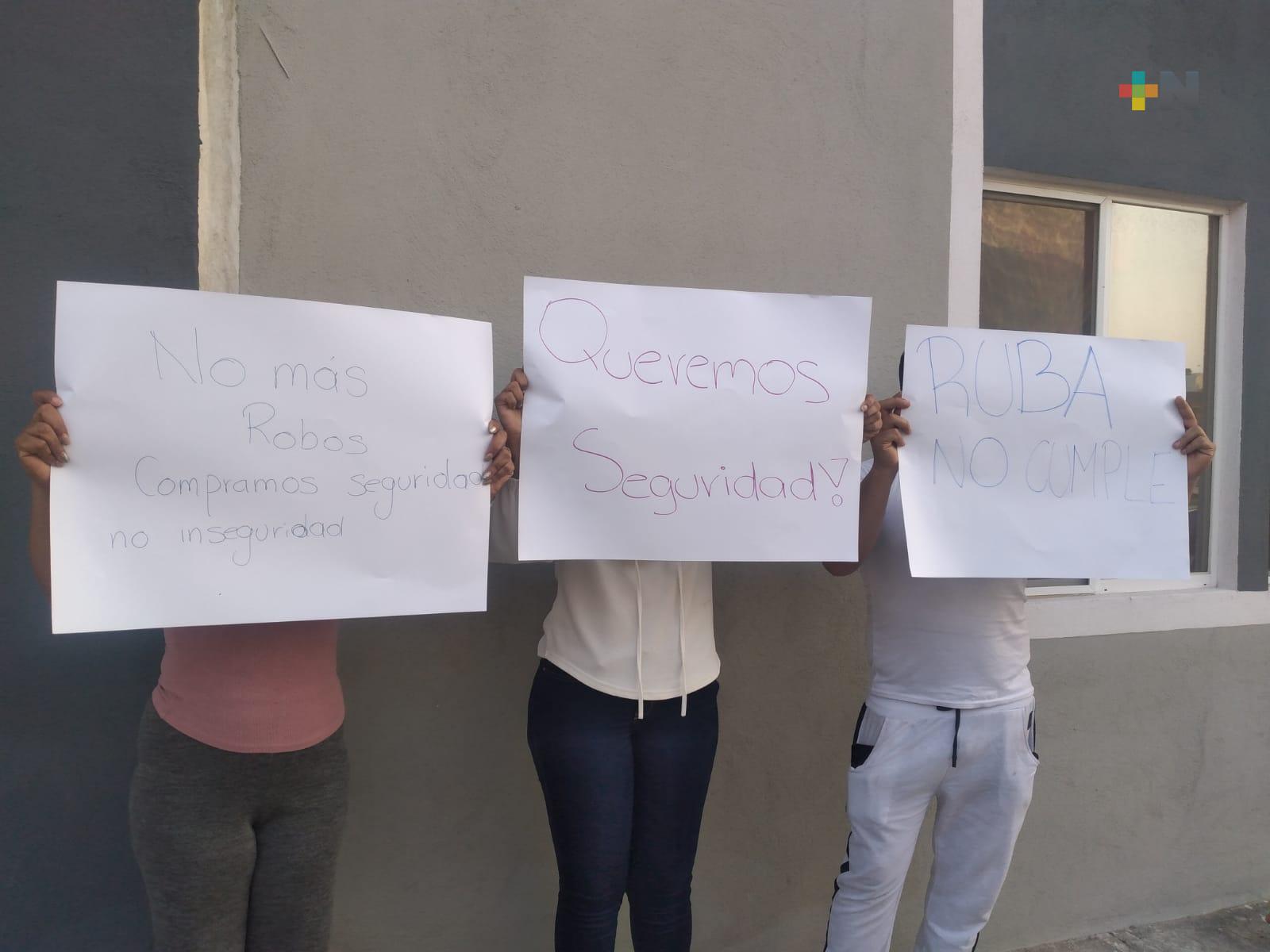 Exigen seguridad vecinos de La Querencia