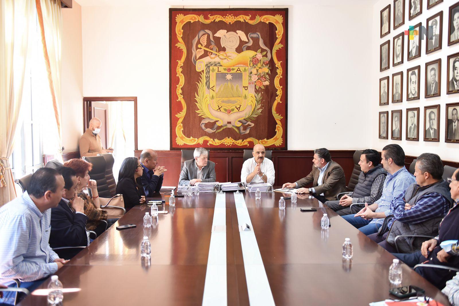 Establecen Ayuntamiento y CMIC mesa de trabajo permanente