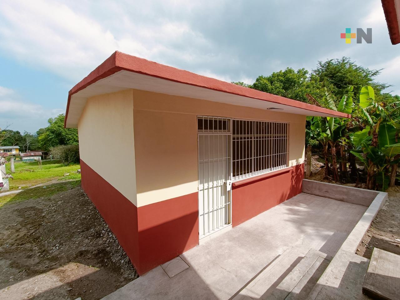 Inauguran aula en primaria de la comunidad de Buenos Aires, en Tuxpan