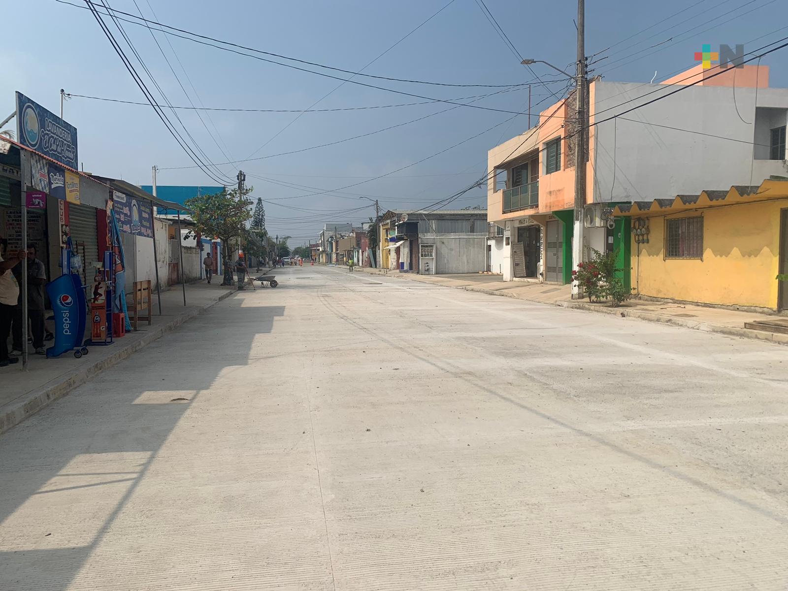Mantenimiento a malecón costero, avenida Universidad y General Anaya de Coatza serán prioridad