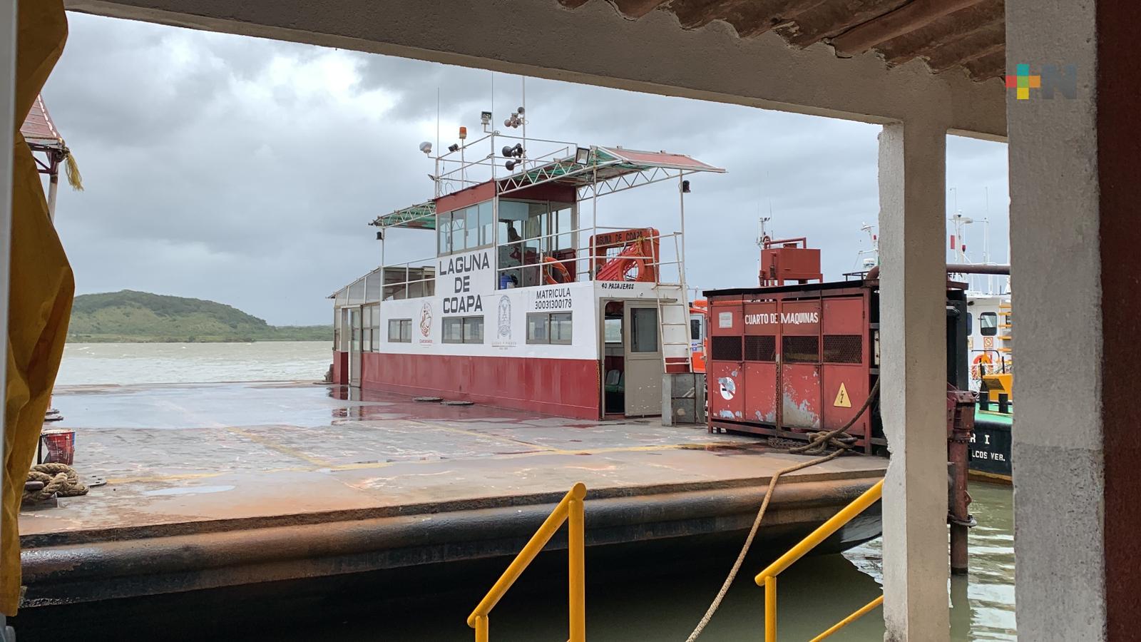Dan mantenimiento a trasbordadores aprovechando cierre a la navegación por frente frío #23