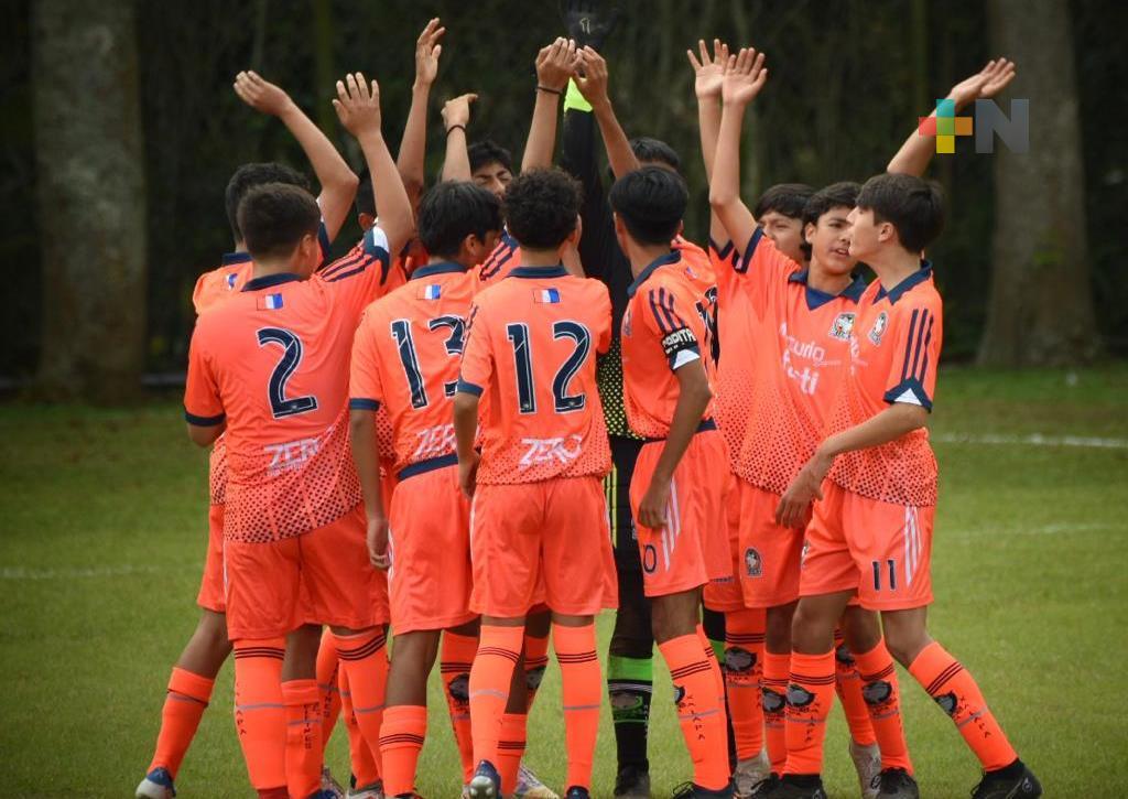 Delfines de Xalapa continúan invictos en la LNJF