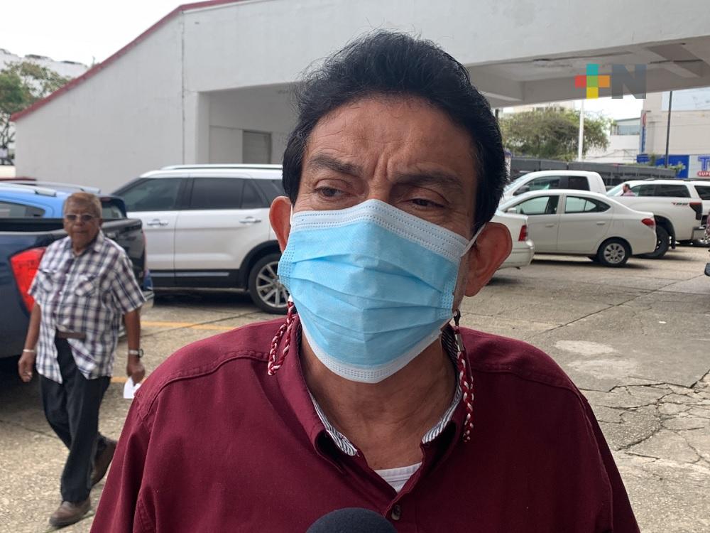 Reubicarán a familia que vive bajo un puente de Coatzacoalcos