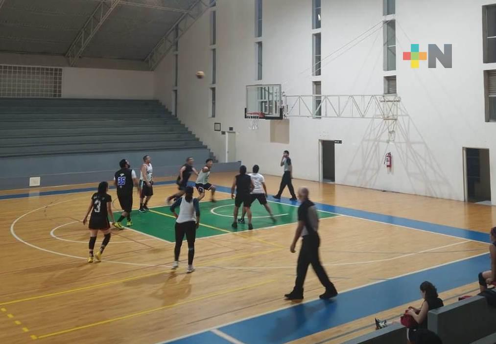 En torneo Interdependencias, UV venció al Ayuntamiento de Xalapa