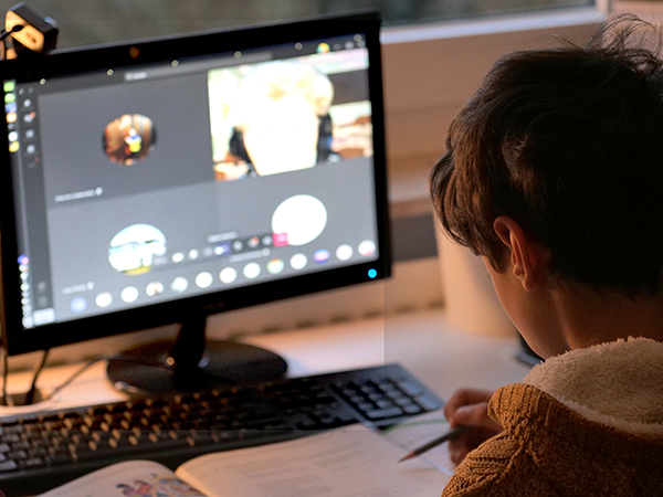 SEV emite recomendaciones para proteger a menores del acoso en redes sociales