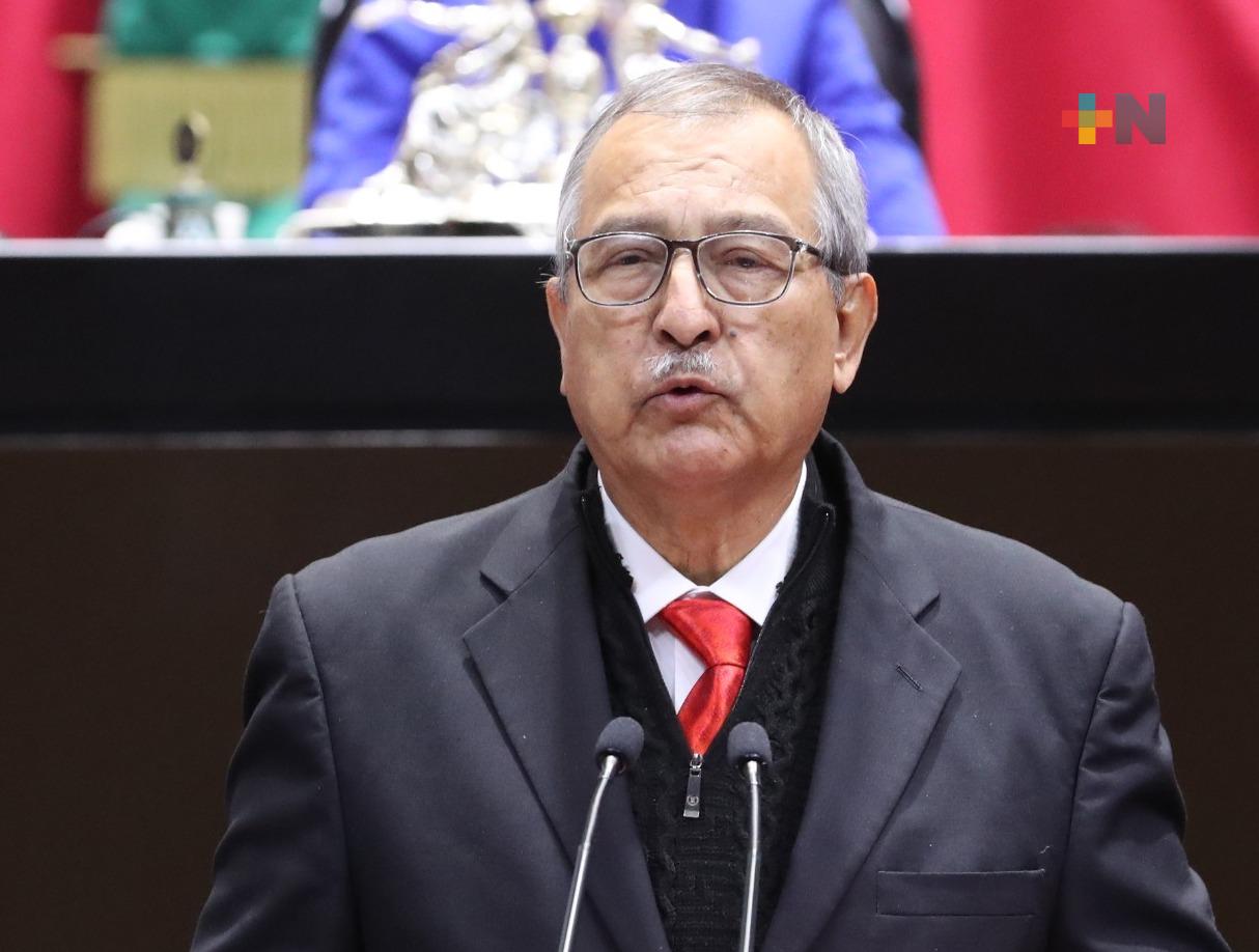 Proponen que expedición de cédula de médico especialista sea responsabilidad de la SEP