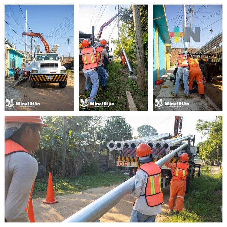 Amplían red de alumbrado en colonia de Minatitilán