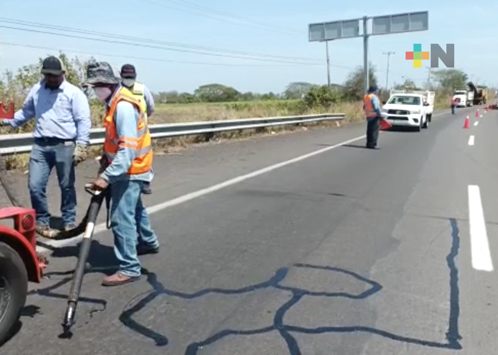 Por gestión del Gobernador, rehabilita SICT carretera 140 de Plan del Río a Cardel