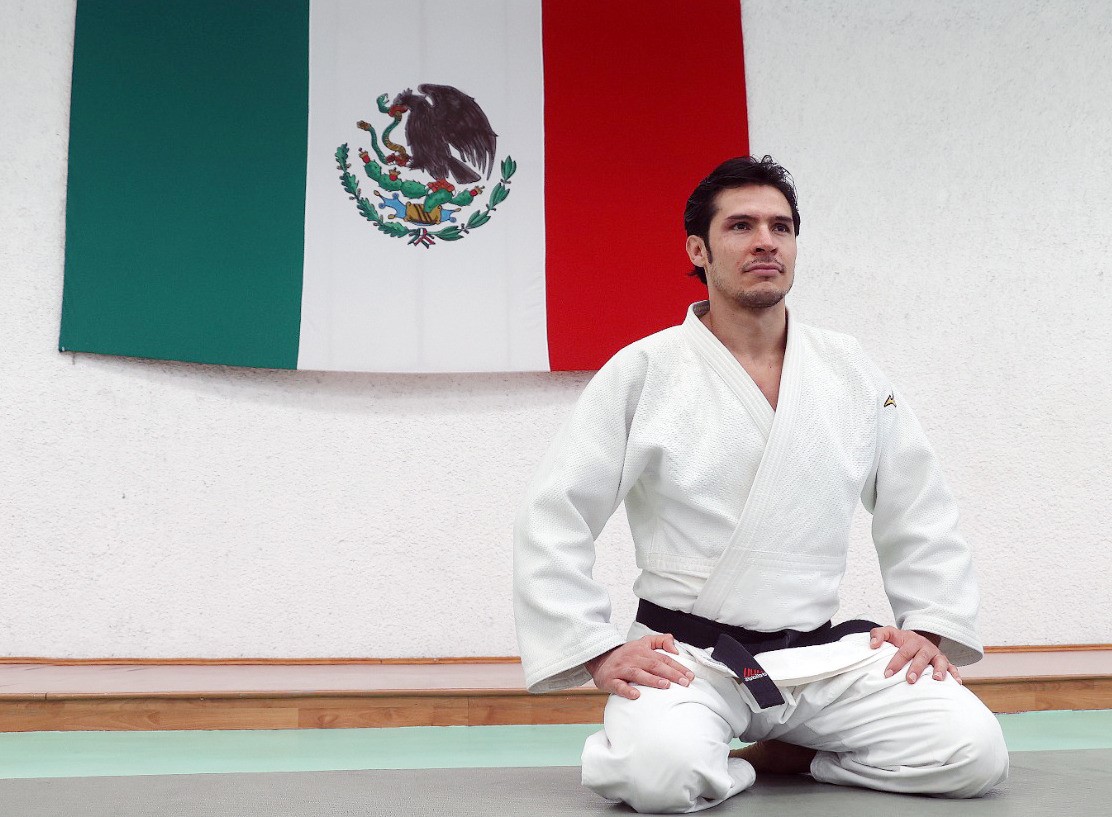 Eduardo Ávila va por pase a Santiago 2023 en Mundiales IBSA