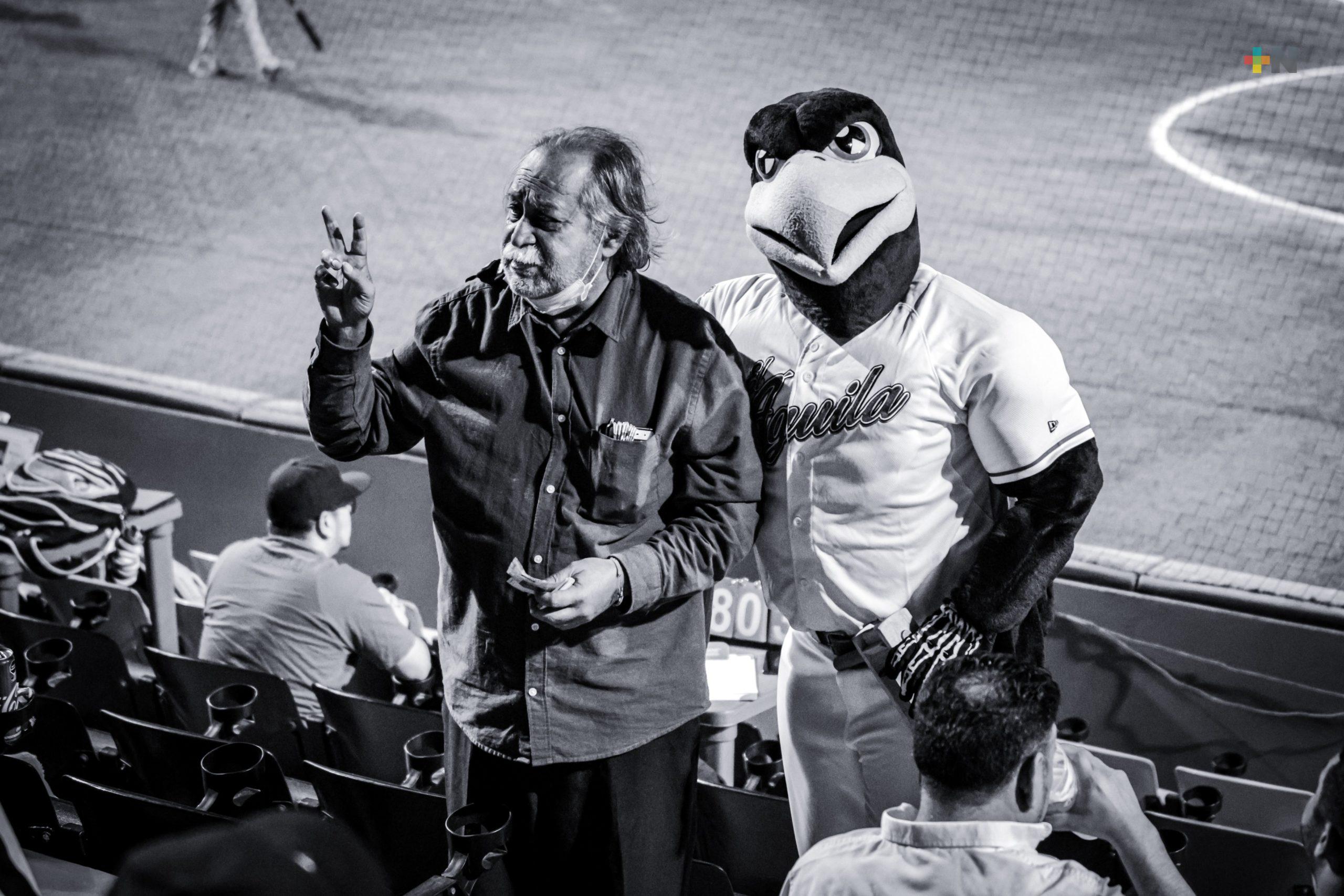 El Águila de Veracruz expresa sus condolencias tras fallecimiento del «Bigotes»