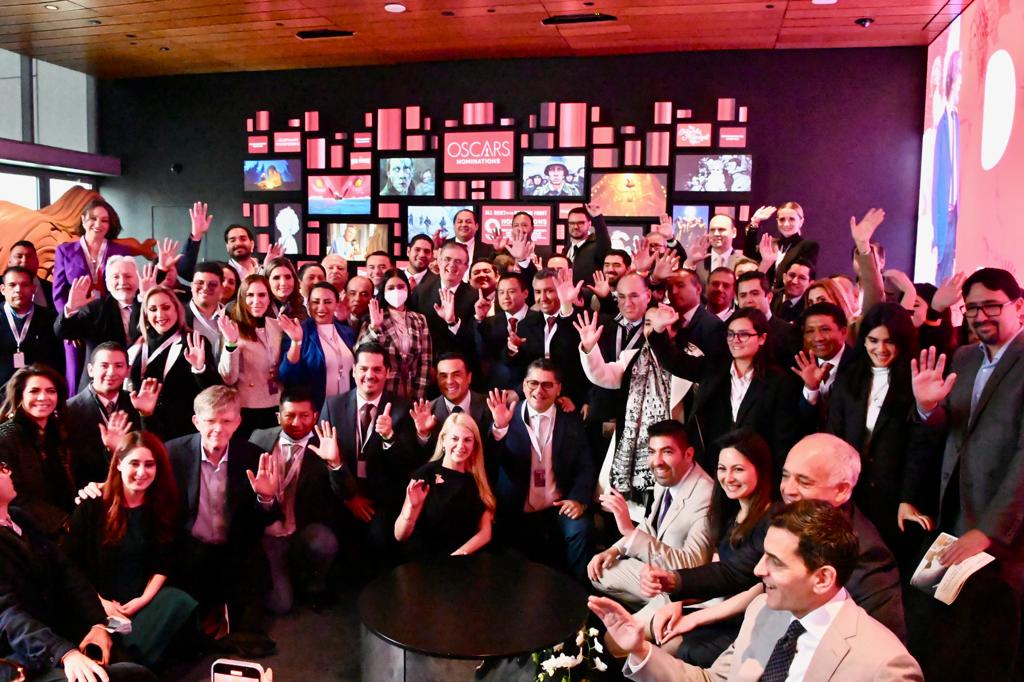 Ebrard lanza grupo de trabajo con Hollywood para impulsar inversiones y empleos del cine en México