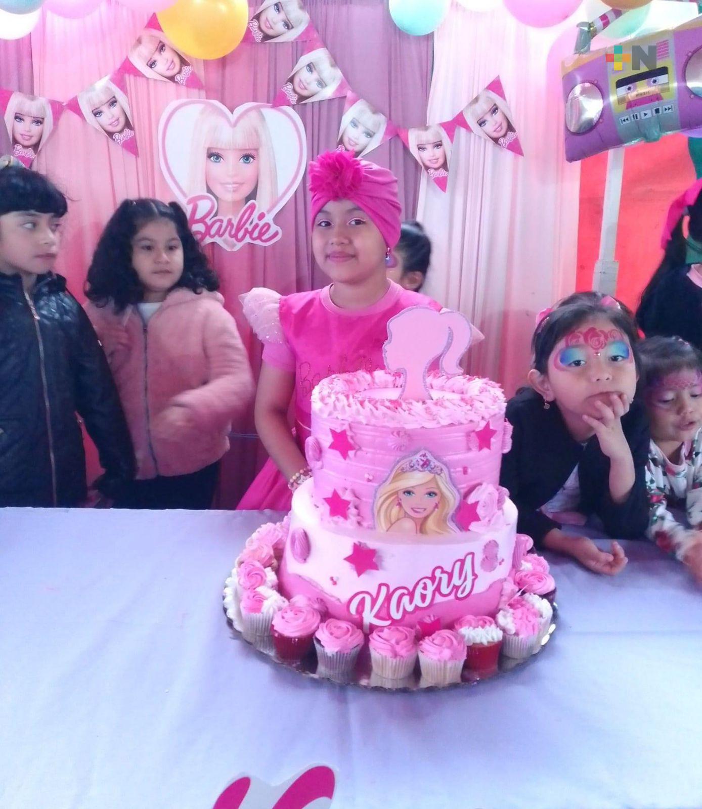 Fundación Maravilla cumplió deseo a niña con cáncer de celebrar cumpleaños temático