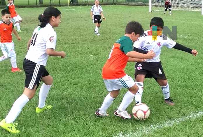 Torneo de Clubes Unidos Xalapa disputará juegos semifinales