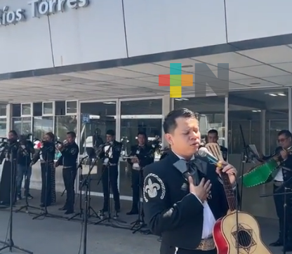 Mariachi universitario ofrece concierto a comunidad estudiantil en Xalapa