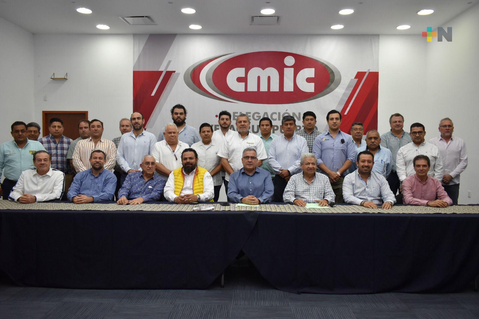 Acuerdan CMIC y Espacios Educativos coordinar esfuerzos para mejorar infraestructura en Veracruz