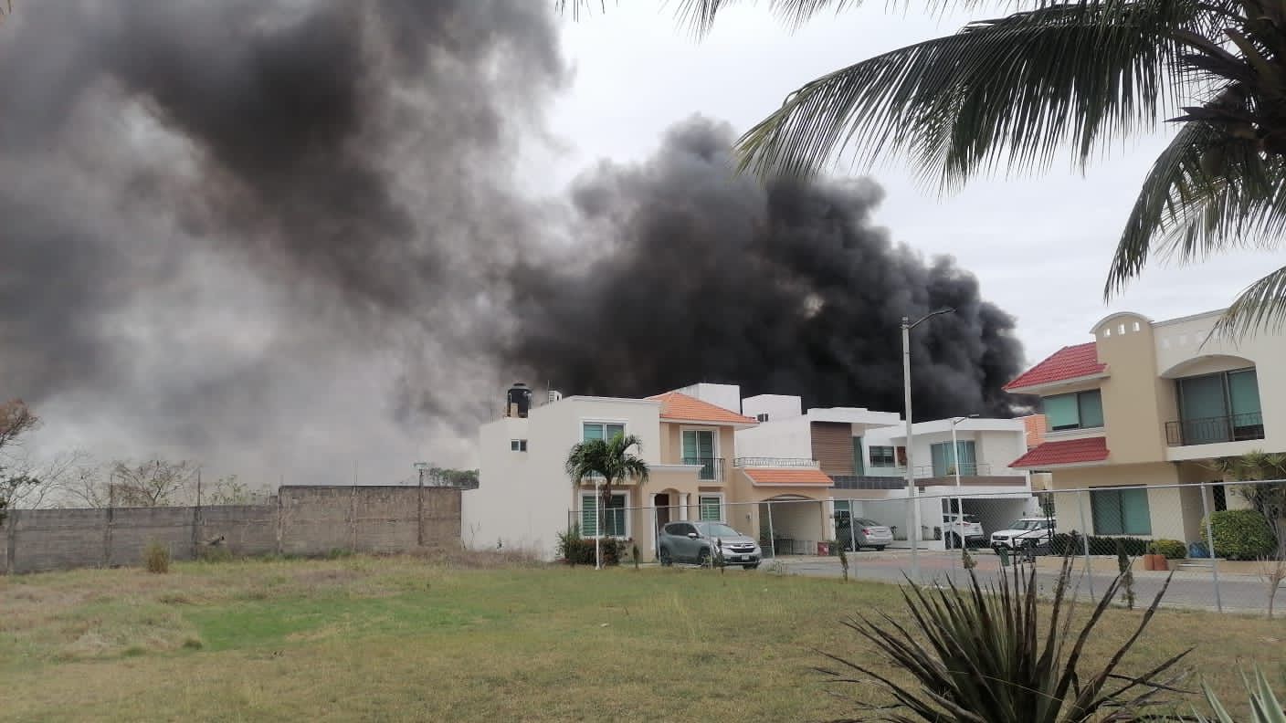 Sofoca PC Medellín incendio en Playa de Vacas