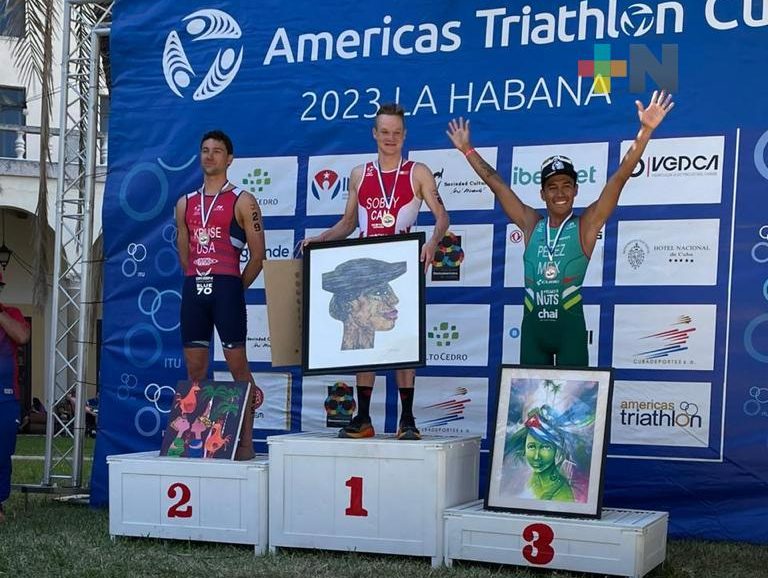 Irving Pérez obtiene bronce en Copa Continental de triatlón en La Habana